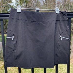 Ascend black skort